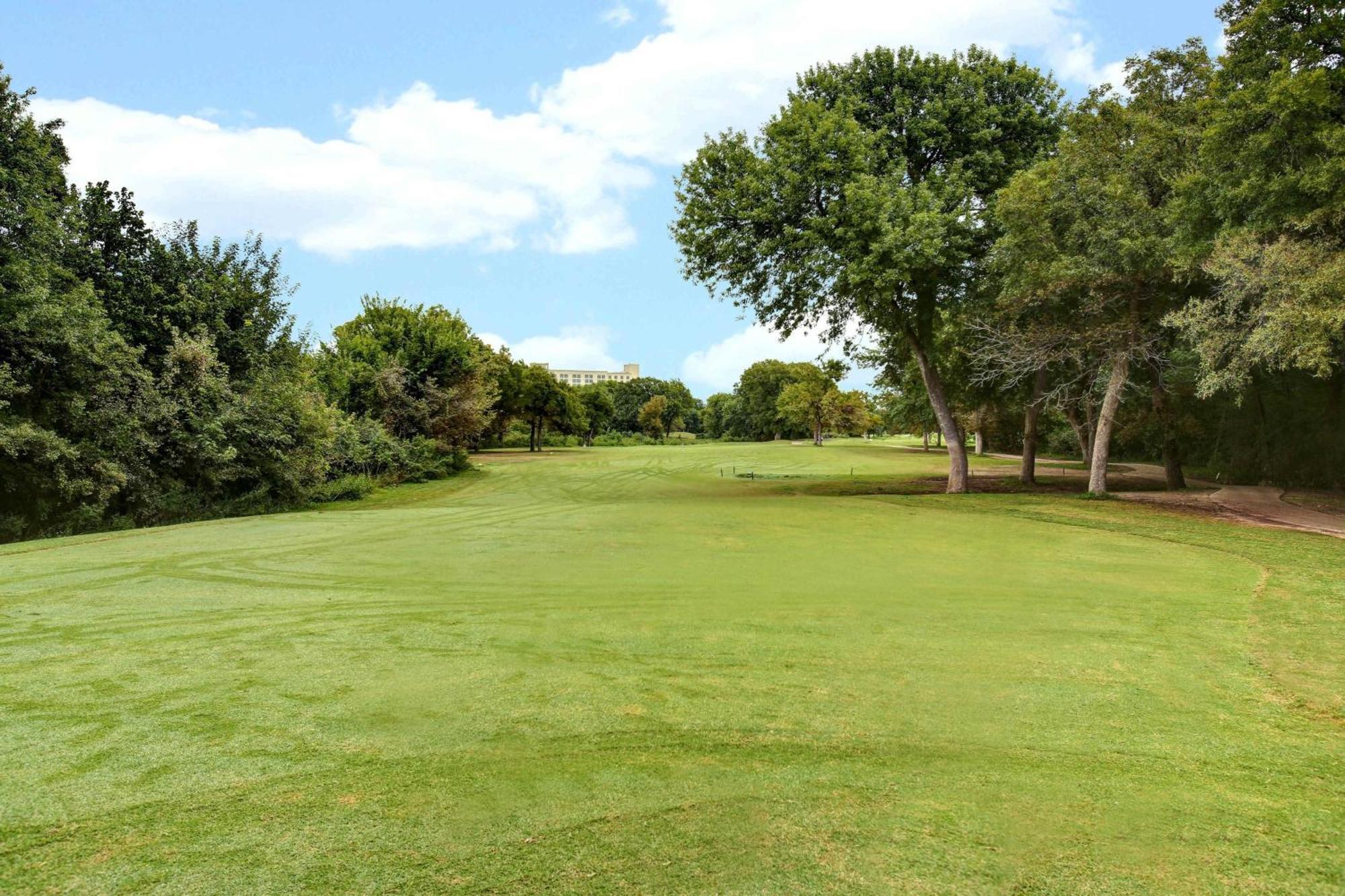 Dallas/Fort Worth Marriott Hotel & Golf Club At Champions Circle Roanoke Exterior photo
